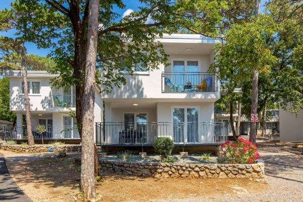 Holiday Homes Oštro i kamp Oštro u Kraljevici